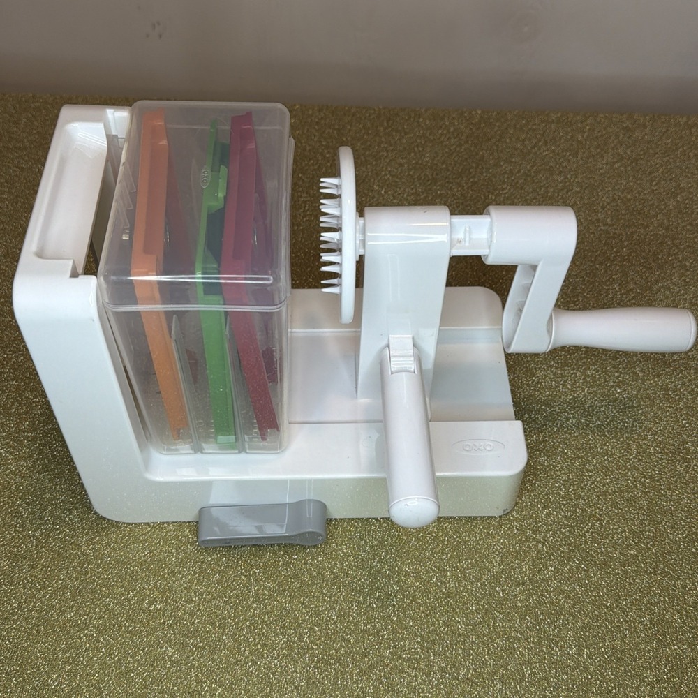 OXO Good Grips 3-Blade Tabletop Spiralizer White With Suction Grip EUC